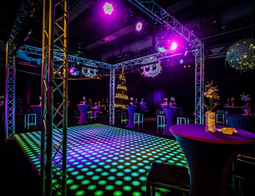 Pixel LED 25 dansvloer huren? Verlichte Dansvloeren.nl Pixel LED 25 dansvloer huren? Verlichte Dansvloeren.nl