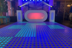 Drive-in show + LED dansvloer